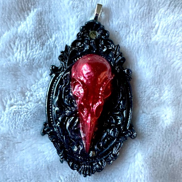 Jewelry - Handcrafted bird skull necklace